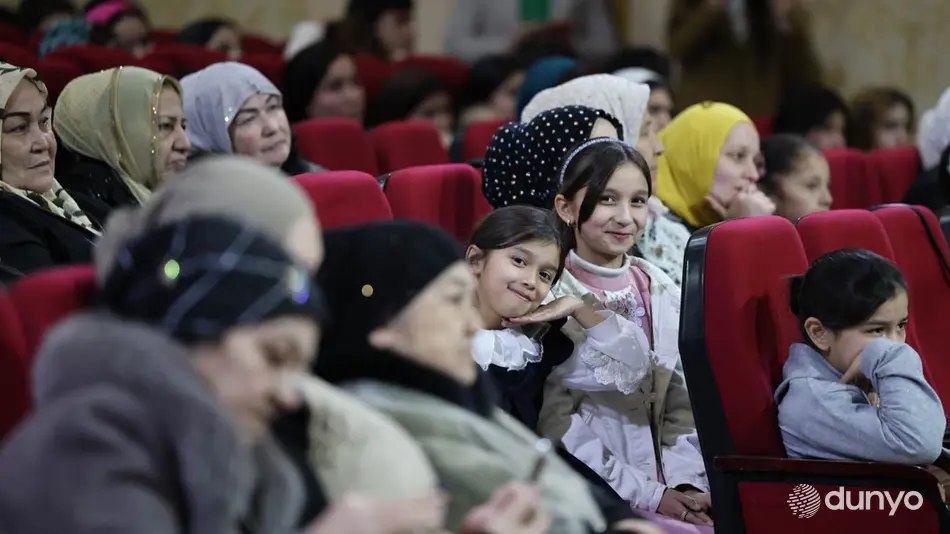 Tojikistonda Navoiy tavalludining 585 yilligi tantanali nishonlandi